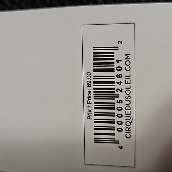 Cirque Du Soleil Black tote bag w/extra straps and makeup bag - Picture 4 of 14